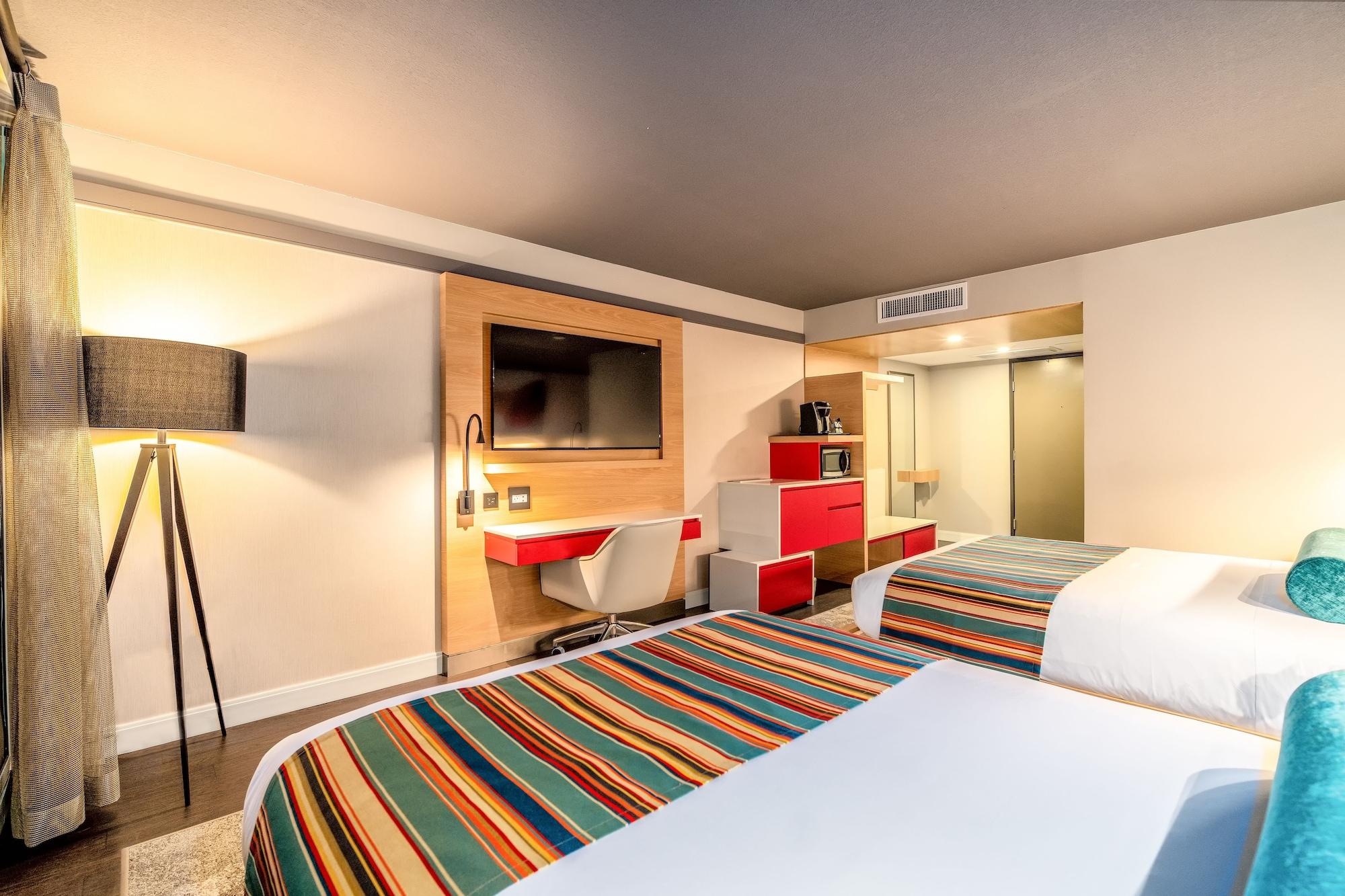 Century Park Hotel La (Adults Only) Лос Анджелис Екстериор снимка