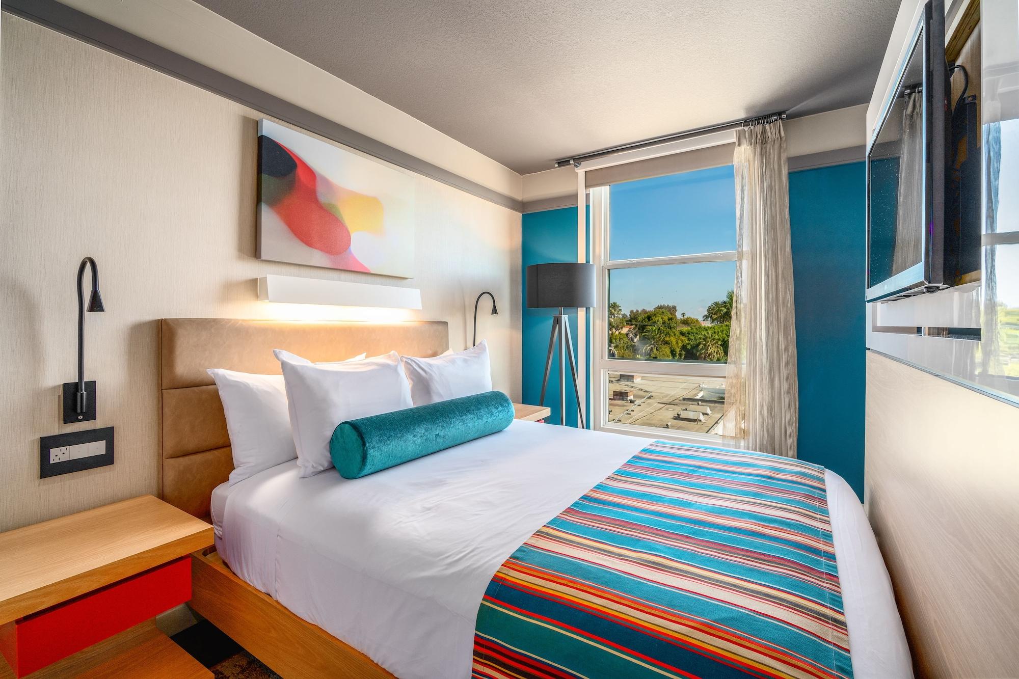 Century Park Hotel La (Adults Only) Лос Анджелис Екстериор снимка