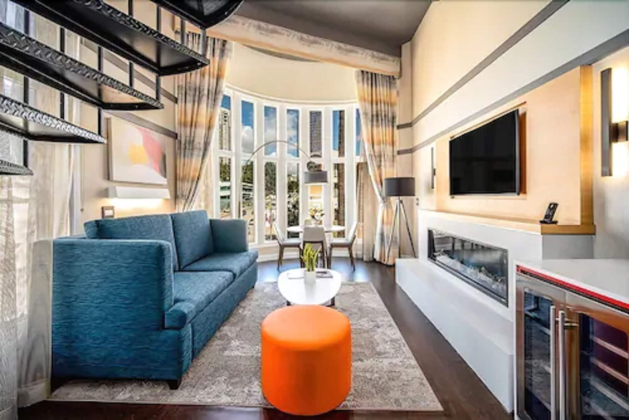 Century Park Hotel La (Adults Only) Лос Анджелис Екстериор снимка