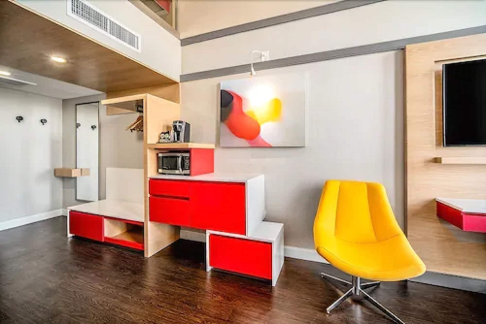 Century Park Hotel La (Adults Only) Лос Анджелис Екстериор снимка